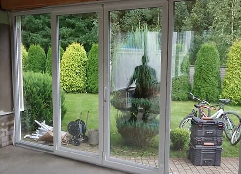 Остекление входной группы в поселке «Лесное» - Фото 3