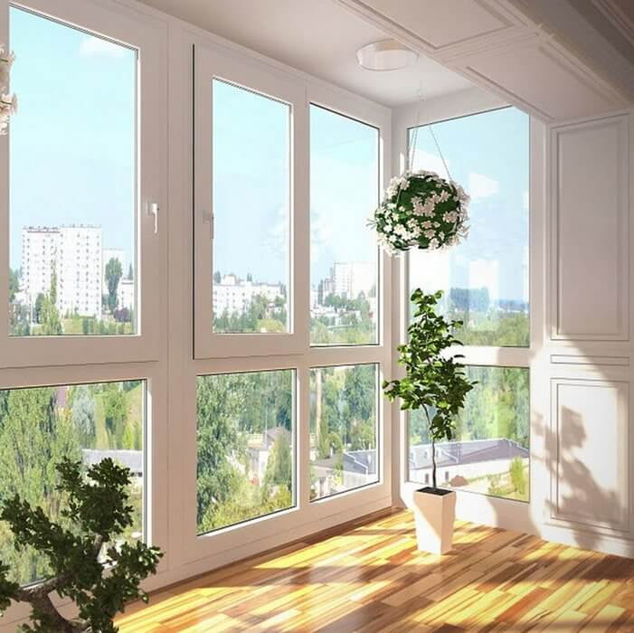 Теплое остекленение балконов REHAU фото